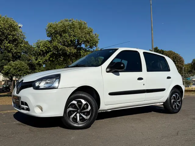 Carro Renault Clio 2015 Expression 1.0 16V (Flex)