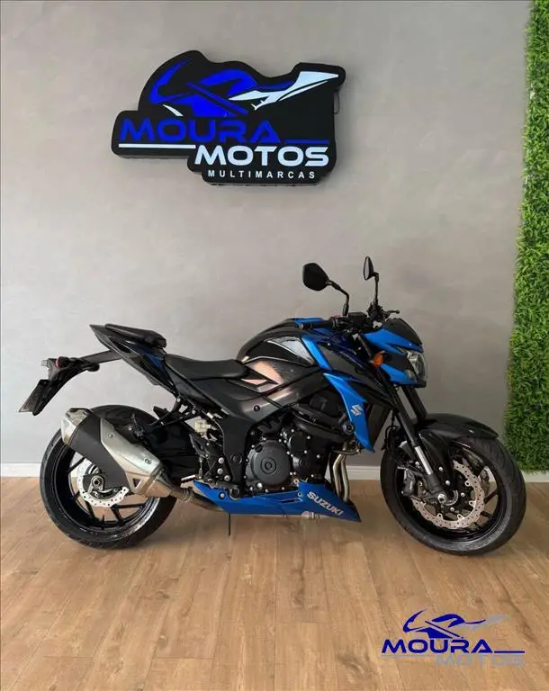 Moto Suzuki GSX-S 750 2020 A