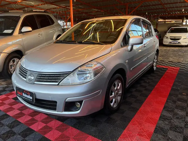 Carro Nissan Tiida 2009 S 1.8 (flex)