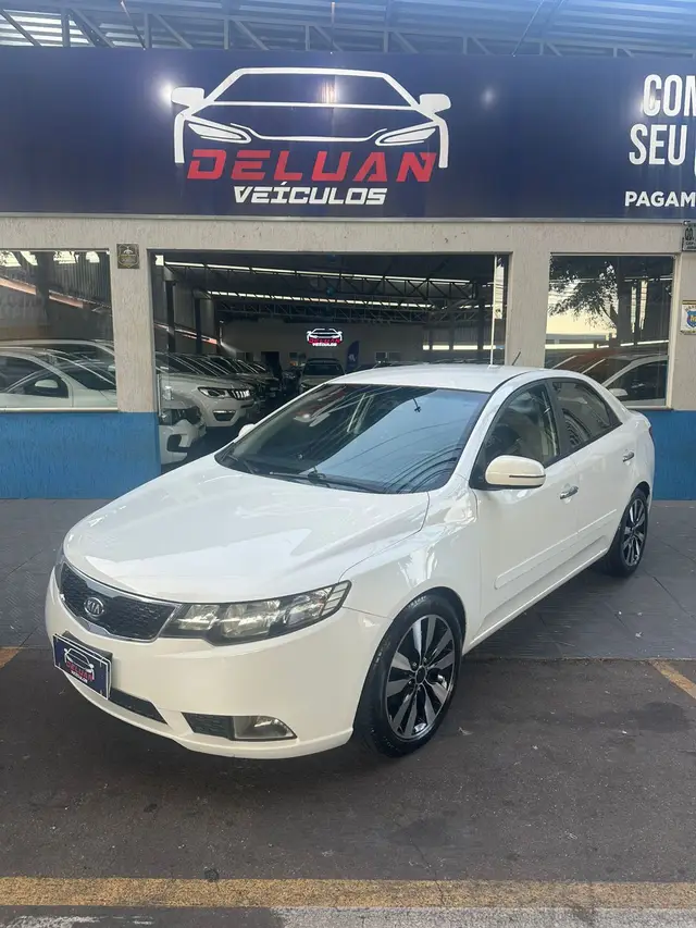 Carro Kia Cerato 2011 EX 1.6 16V (aut)
