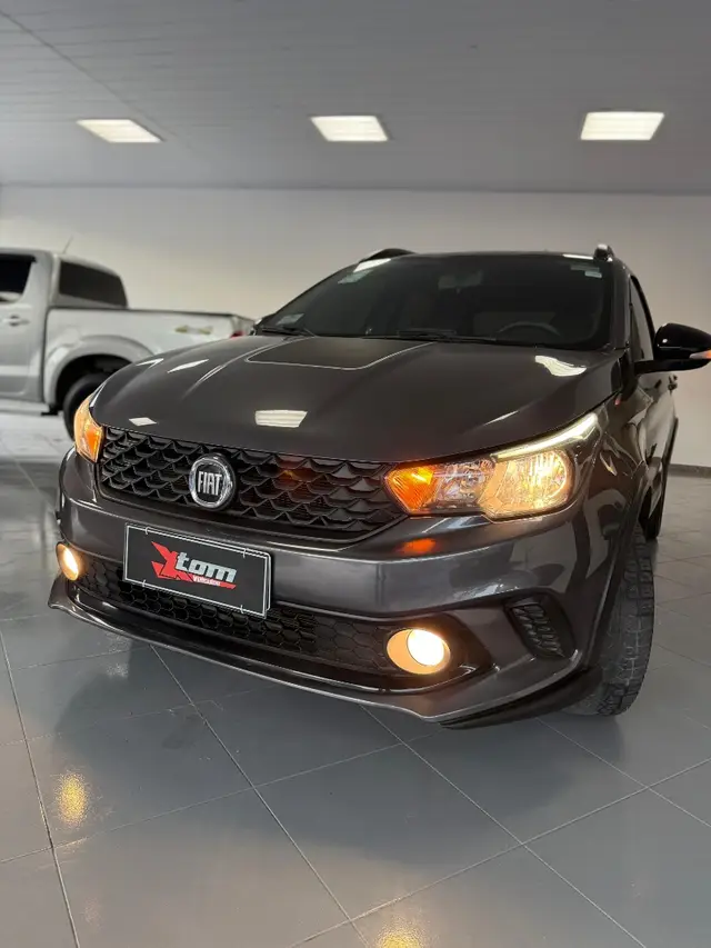 Carro Fiat Argo 2020 Trekking 1.3