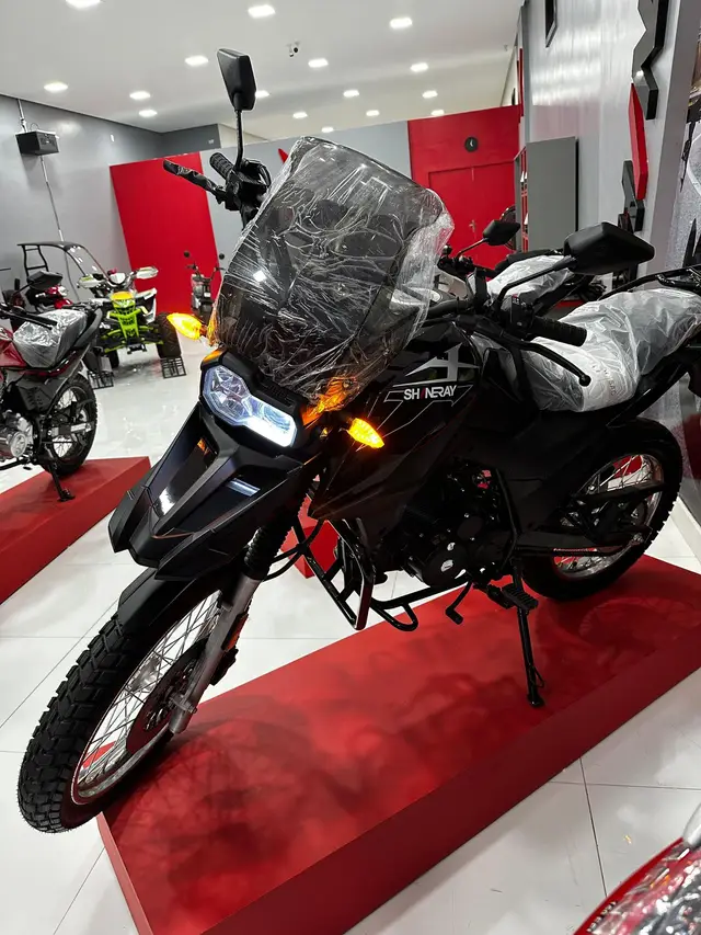 Moto Shineray SHI 175 2025 EFI