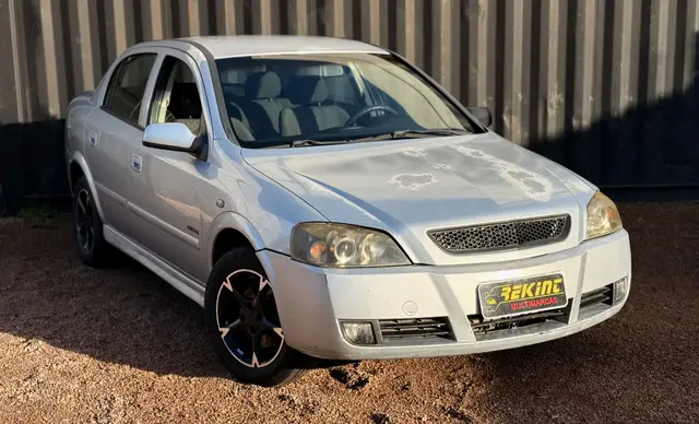 Carro Chevrolet Astra Sedan 2009 Advantage 2.0 (Flex)