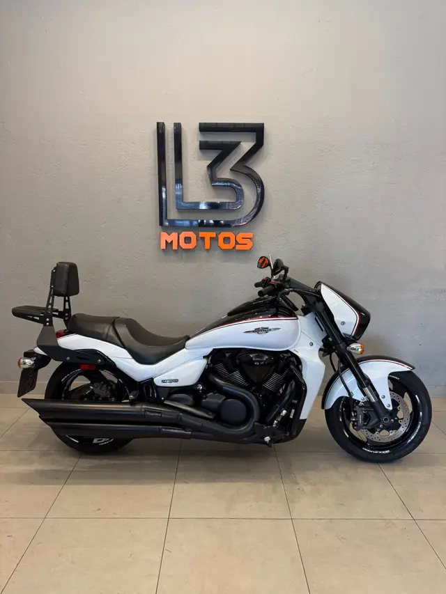 Moto Suzuki Boulevard 2016 M1800 R