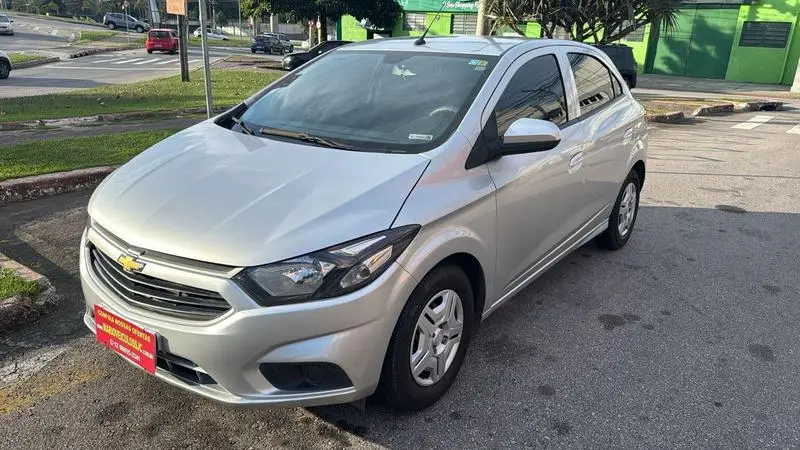Chevrolet Onix 1.0 LT SPE/4