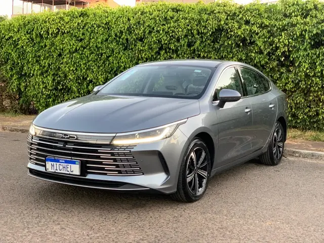 Carro BYD King 2025 DM-i GS