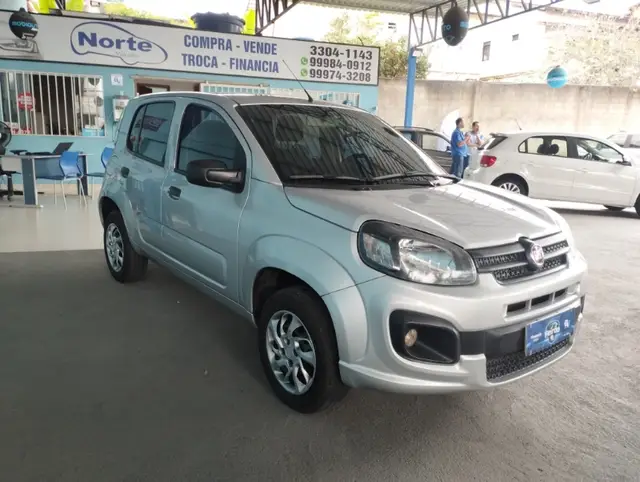 Carro Fiat Uno 2017 Attractive 1.0 (Flex) 4p