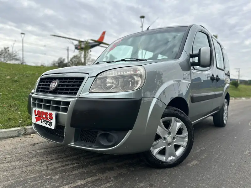 Fiat Doblò Essence 1.8 16V (Flex)