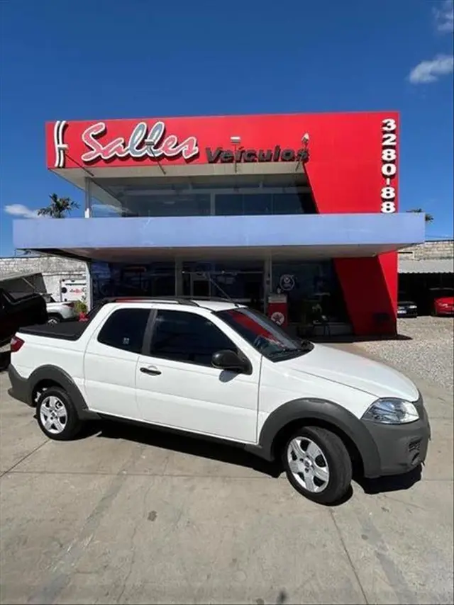 Carro Fiat Strada 2018 Hard Working 1.4 (Flex) (Cabine Dupla)
