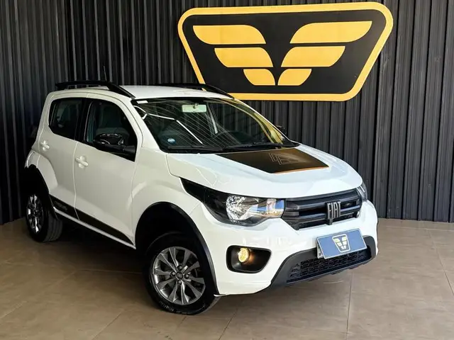 Carro Fiat Mobi 2024 Trekking 1.0