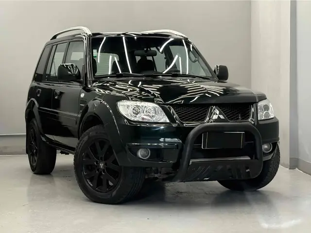 Carro Mitsubishi Pajero TR4 2012 2.0 16V 4x2 (Flex)