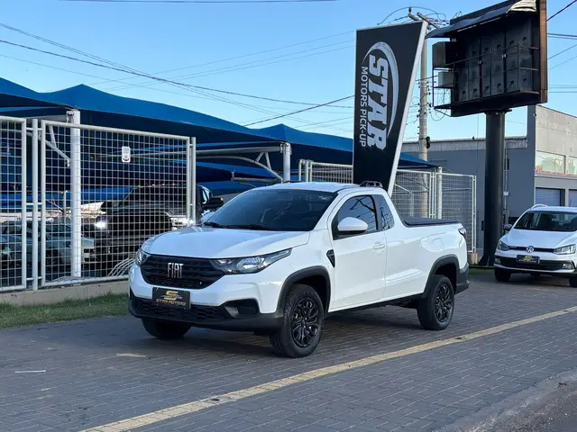 Carro Fiat Strada 2023 Endurance 1.4 Cabine Plus (Flex)