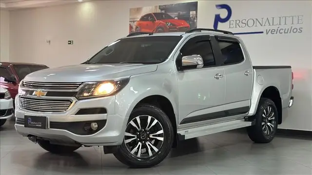 Carro Chevrolet S10 Cabine Dupla 2017 S10 2.5 ECOTEC SIDI LT 4x2 (Cabine Dupla)