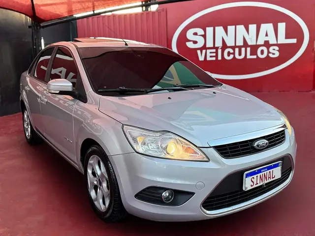 Carro Ford Focus Sedan 2013 Titanium 2.0 16V (Aut)