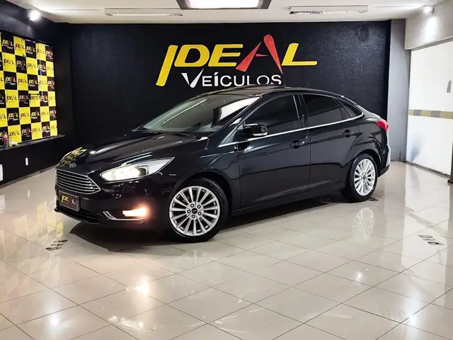 Carro Ford Focus Sedan 2019 Focus Fastback Titanium Plus 2.0 PowerShift