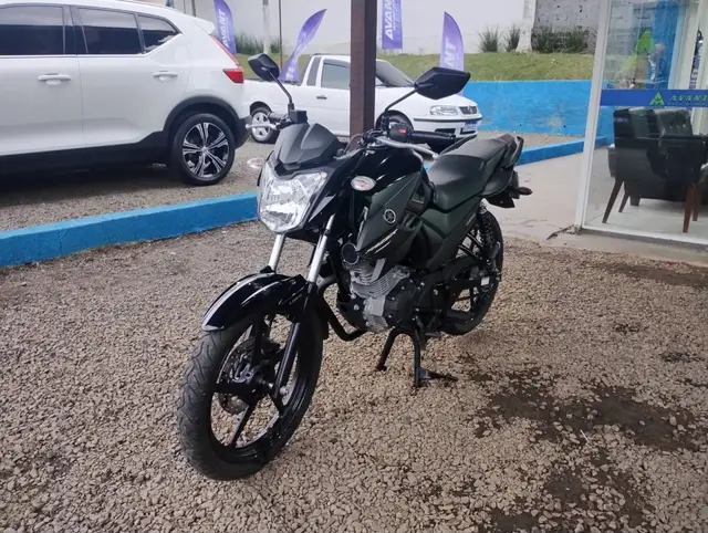 Moto Yamaha YS 150 Fazer 2022 ED