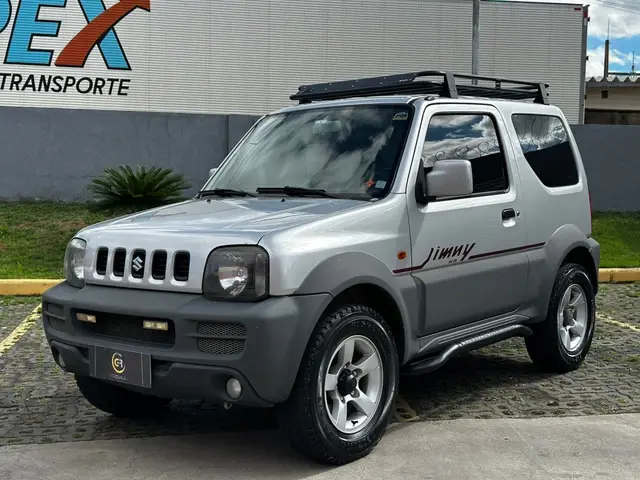Carro Suzuki Jimny 2011 4x4 1.3 16V