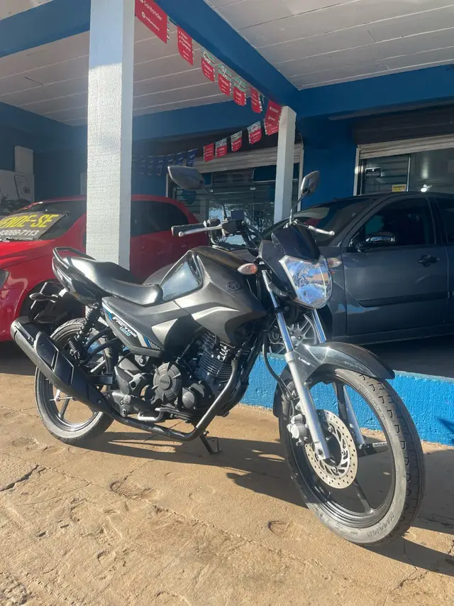 Moto Yamaha YBR 125i Factor 2023 UBS