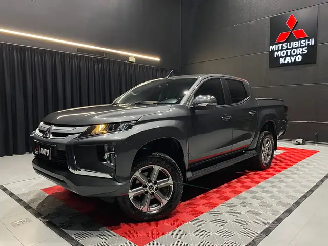 Carro Mitsubishi L200 Triton Sport 2022 HPE 2.4 DID-H 4x4 (Aut)