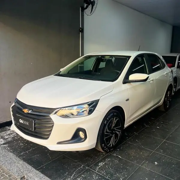 Carro Chevrolet Onix 2024 LT 1.0