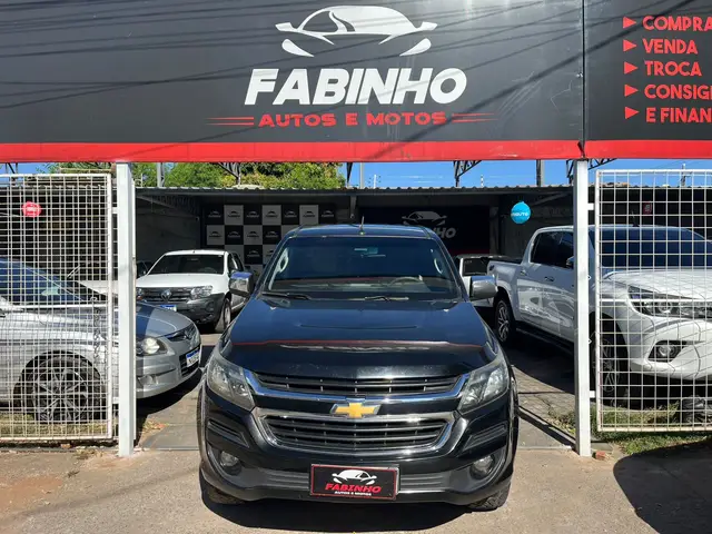 Carro Chevrolet S10 Cabine Dupla 2017 S10 2.5 ECOTEC SIDI Advantage 4x2 (Cabine Dupla)