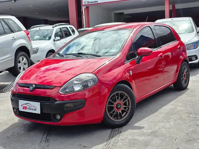 Carro Fiat Punto 2013 Attractive 1.4 (Flex)