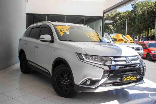 Carro Mitsubishi Outlander 2018 3.0 V6 GT Mid 4WD