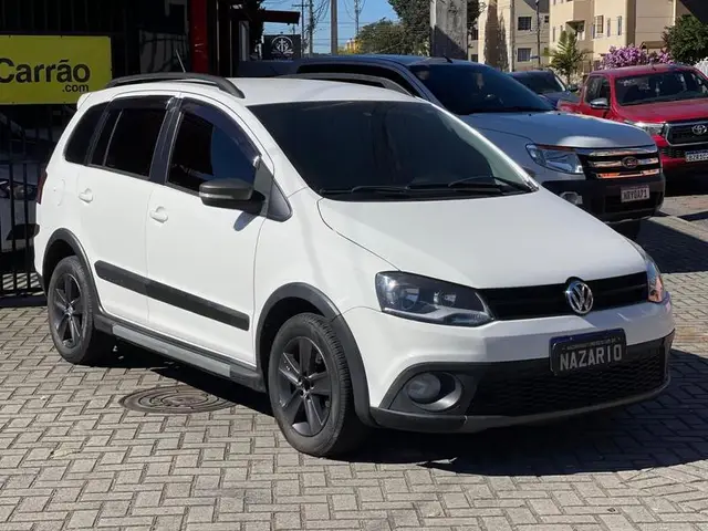 Carro Volkswagen SpaceCross 2012 1.6 8V (Flex)