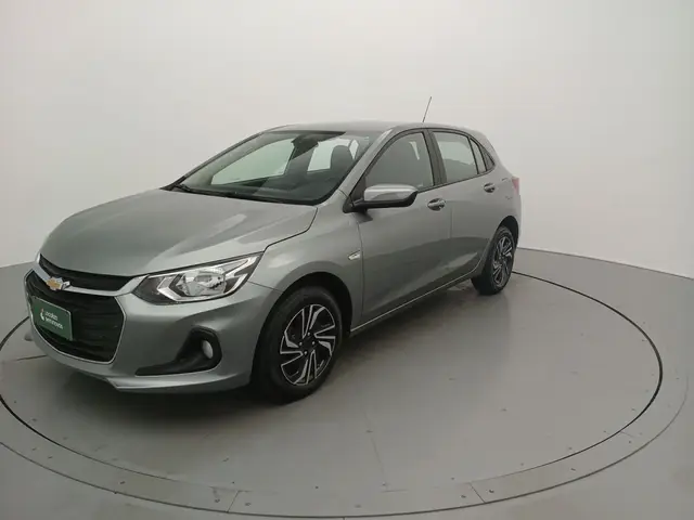 Carro Chevrolet Onix Plus 2025 LT 1.0