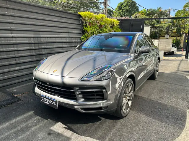 Carro Porsche Cayenne Coupé 2022  S V6 3.0 E-Hybrid AWD (Aut)