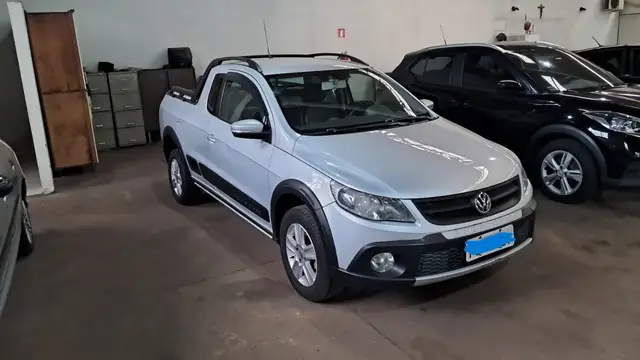 Carro Volkswagen Saveiro 2013 Cross 1.6 (Flex) (cab. estendida)