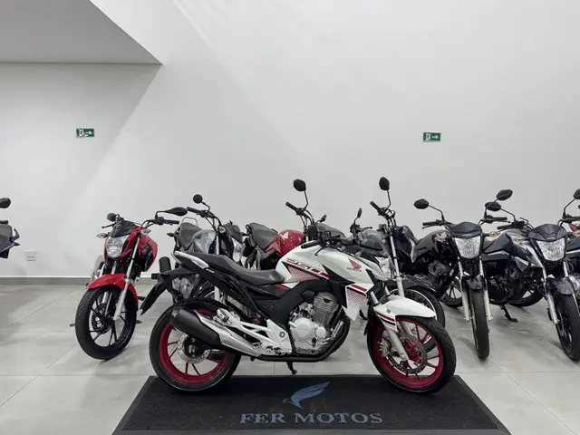 Moto Honda CB 250F Twister 2022 250F (ABS)