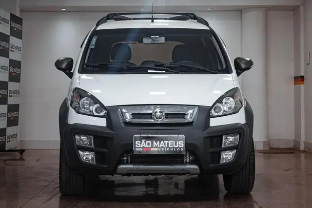 Carro Fiat Idea 2016 Adventure Locker 1.8 (Flex)
