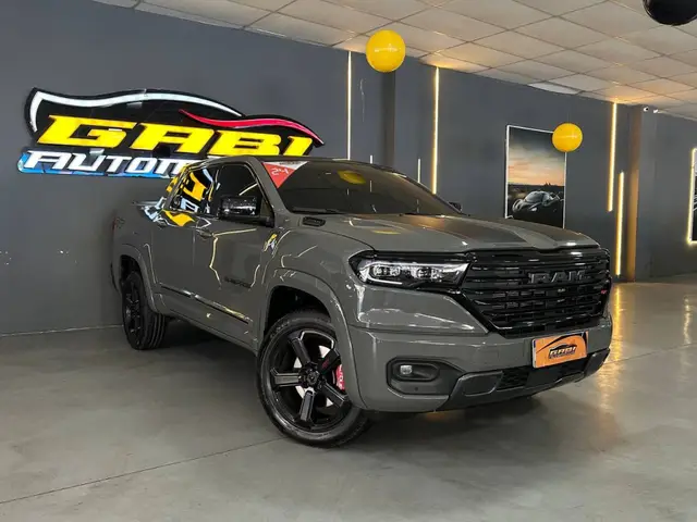 Carro RAM Rampage 2024 Laramie 2.0 Turbo