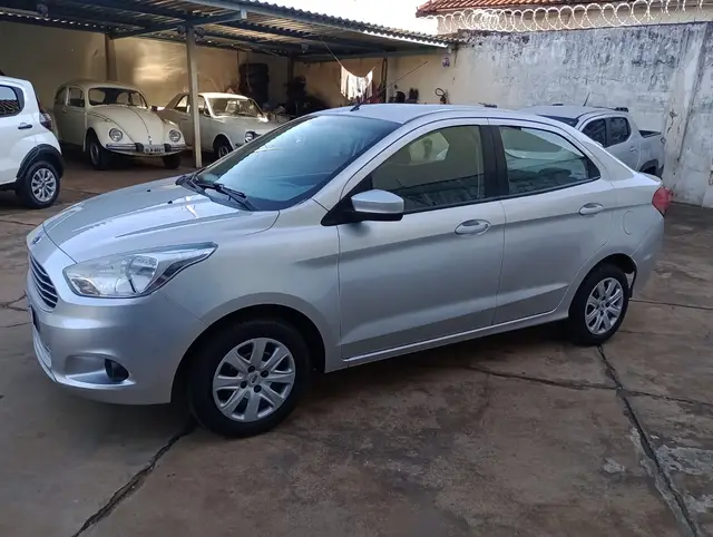 Carro Ford Ka Sedan 2016 SE 1.5 16v (Flex)