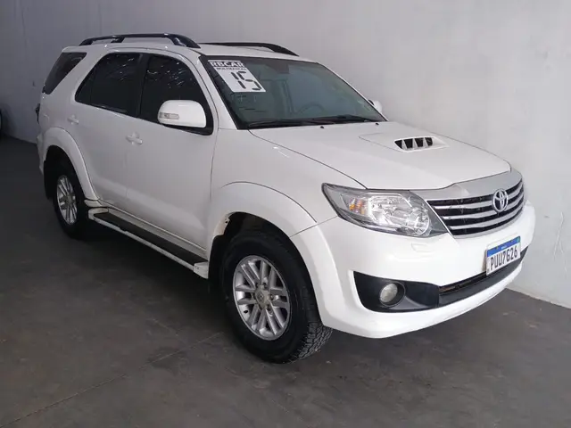 Carro Toyota Hilux SW4 2015 SRV 4x4 3.0 Turbo  (aut)