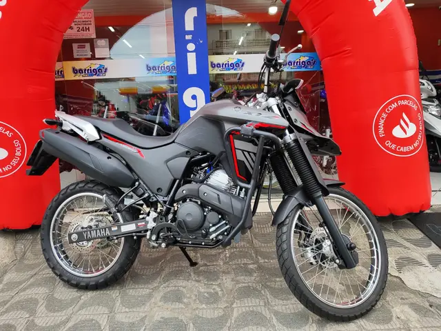 Moto Yamaha XTZ 250 Lander 2025 Connected