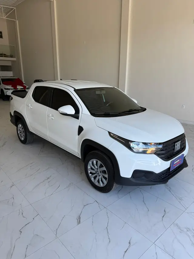Carro Fiat Strada 2023 Freedom 1.3 CD (Flex)