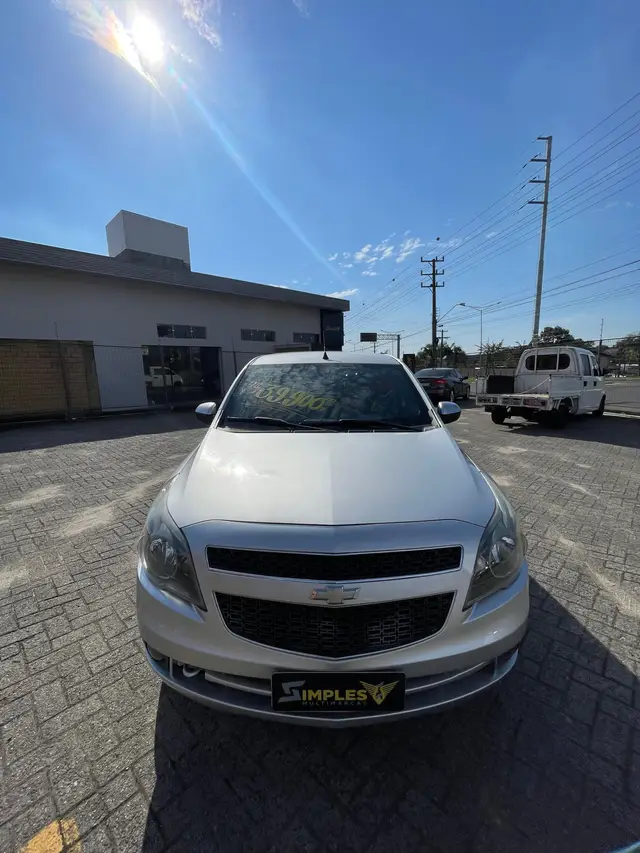 Carro Chevrolet Agile 2013 LTZ 1.4 8V (Flex)