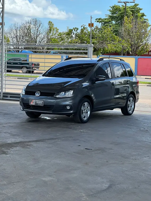 Carro Volkswagen SpaceFox 2018 1.6 MSI Trendline (Flex)