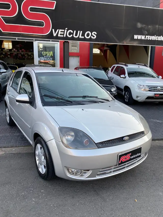 Carro Ford Fiesta Hatch 2007 1.6 (Flex)