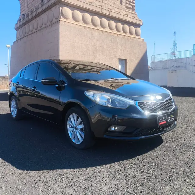 Carro Kia Cerato 2014 SX 1.6 (Aut) (Flex)