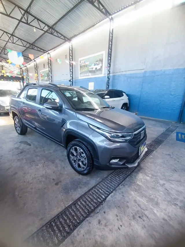 Carro Fiat Strada 2021 Volcano 1.3 CD (Flex)