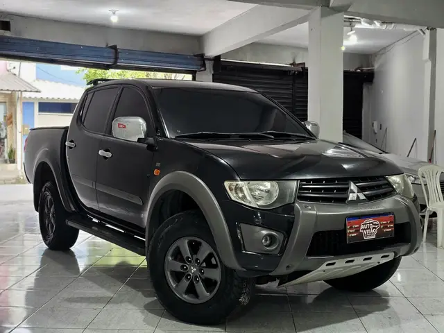 Carro Mitsubishi L200 Triton 2017 S. HPE FTP 2.4 CD Dies. Aut.