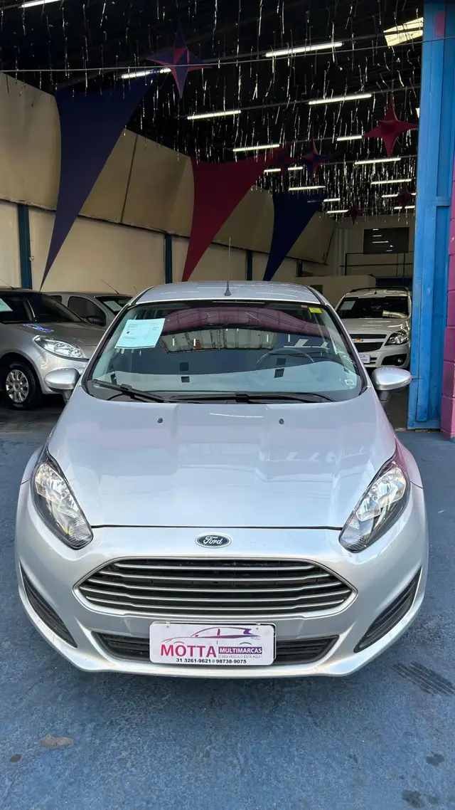 Carro Ford Fiesta Hatch 2017 SEL 1.6 16V Flex Mec. 5p - G