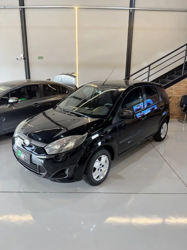 Carro Ford Fiesta Hatch 2012 1.0 (Flex)