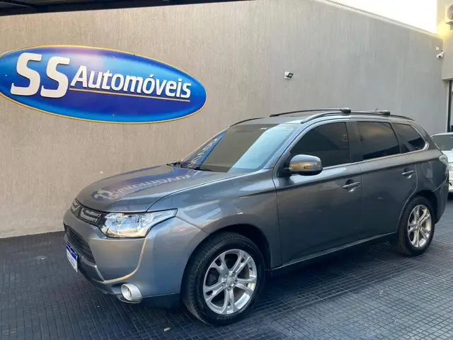 Carro Mitsubishi Outlander 2015 GT 4WD 3.0 V6 (Aut)