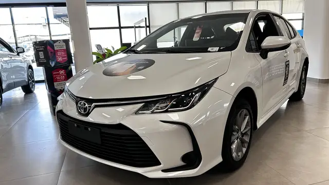 Carro Toyota Corolla 2025 GLi 2.0 Flex
