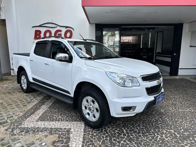 Carro Chevrolet S10 Cabine Dupla 2014 S10 LTZ 2.4 4x2 (Cab Dupla) (Flex)