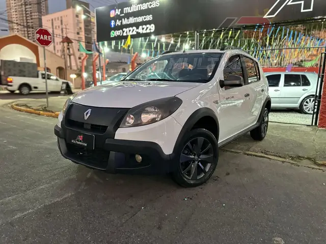 Carro Renault Sandero Stepway 2013 Rip Curl 1.6 16V (Flex)